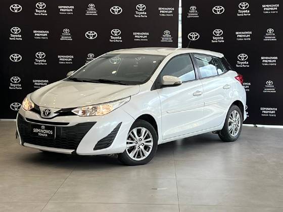 TOYOTA YARIS 1.5 16V FLEX XL PLUS CONNECT MULTIDRIVE TOYOTA YARIS 1.5 16V FLEX XL PLUS CONNECT MULTIDRIVE